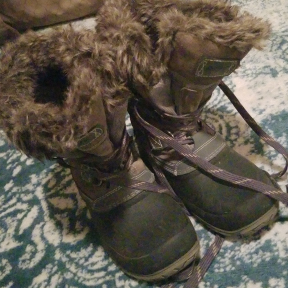 Winter boots